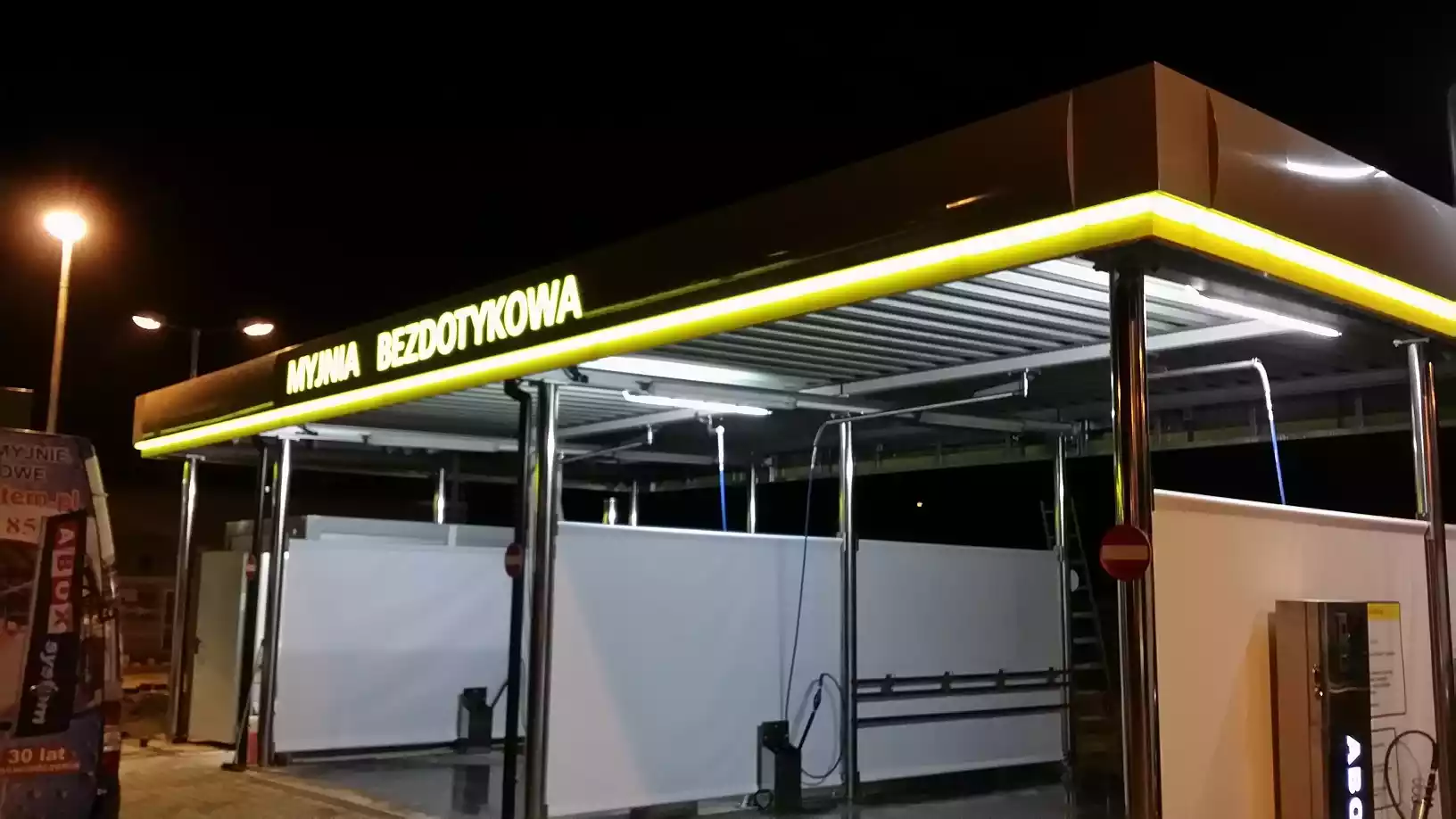 Myjnia bezdotykowa ABOX System – realizacja 1